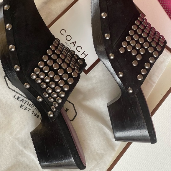 COACH STUDDED PATCH CLOGS FOR WOMEN - Picture 8 of 9